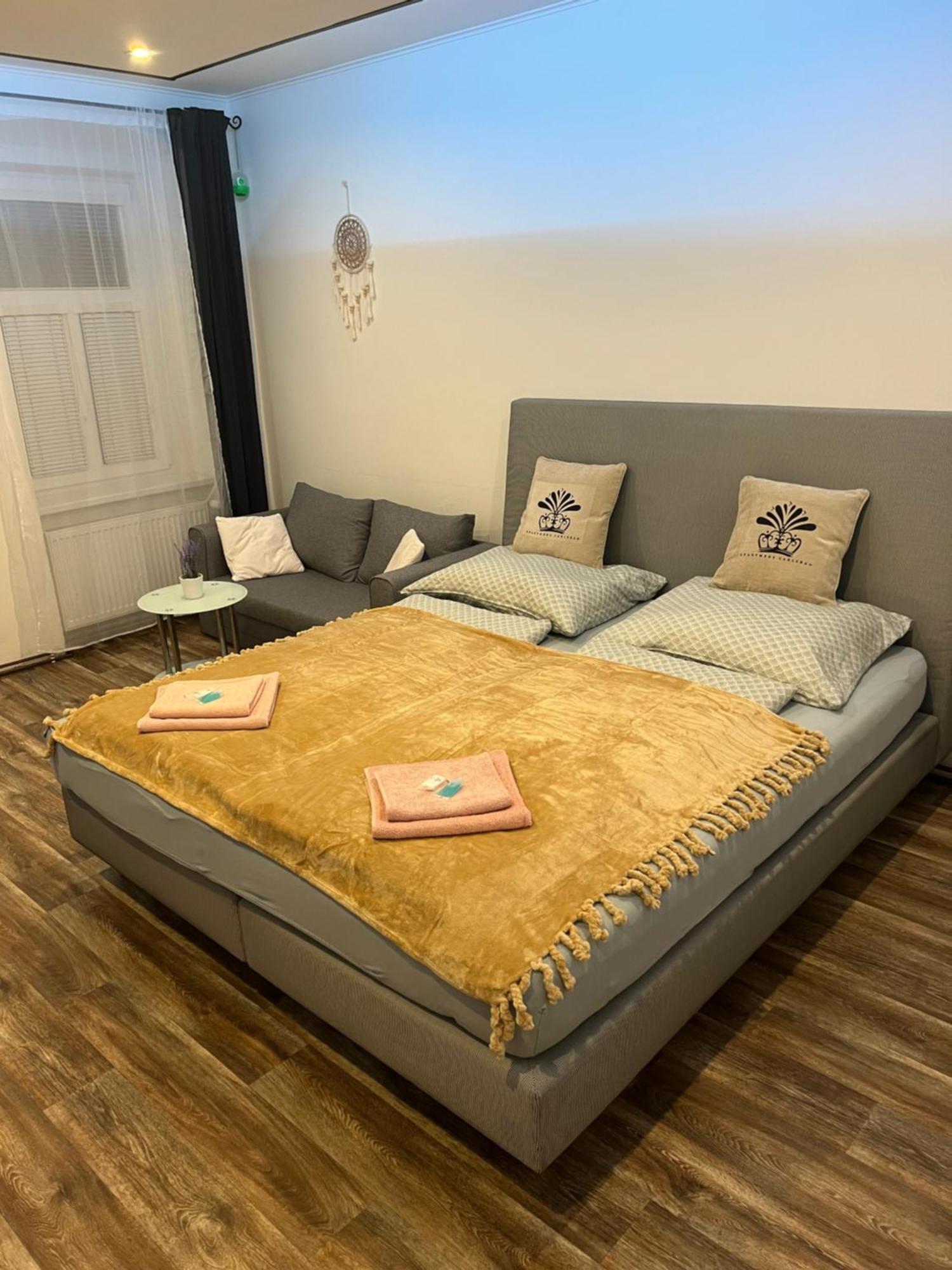 Apartmentscarlsbad Κάρλοβι Βάρι Εξωτερικό φωτογραφία