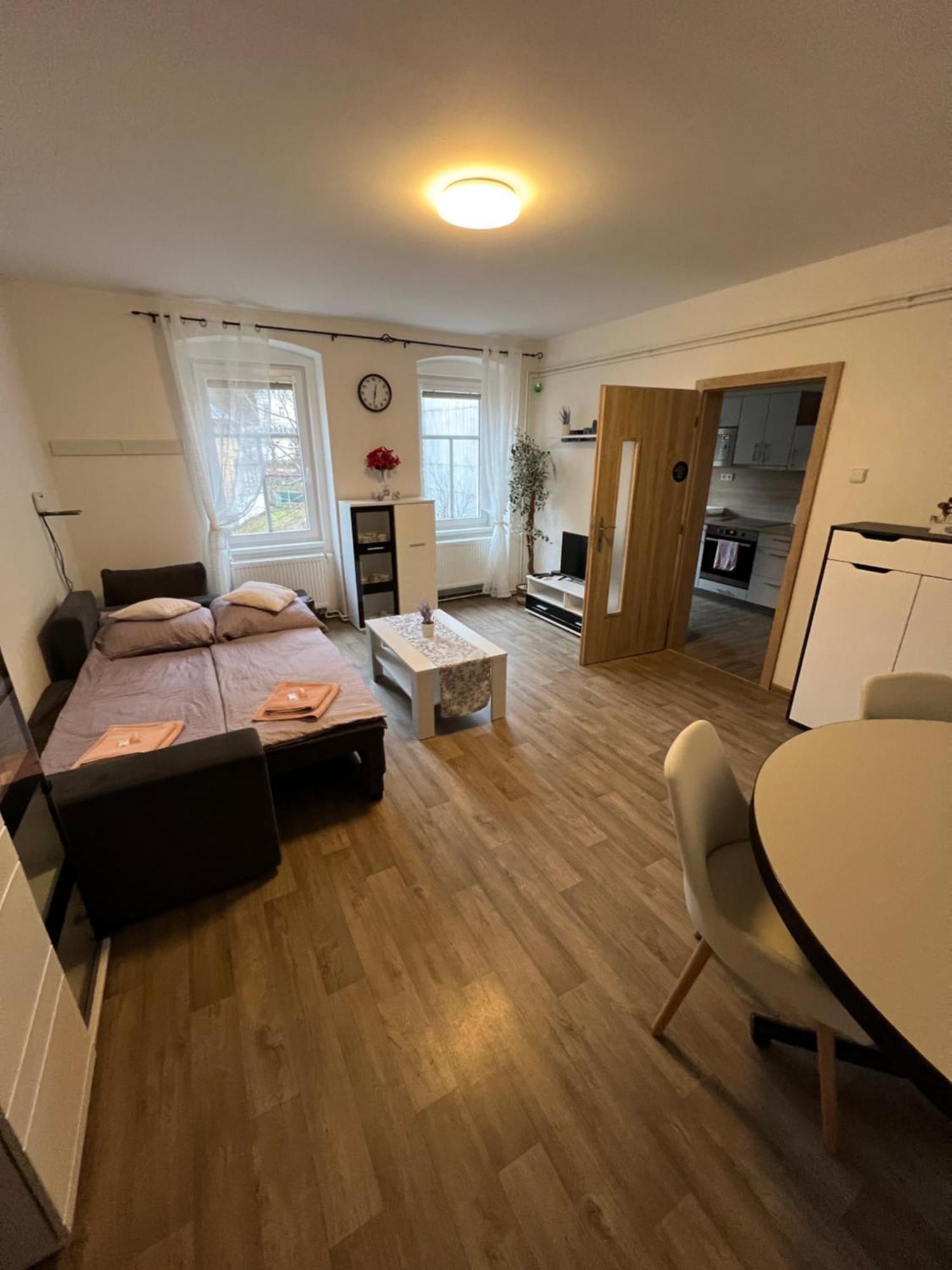 Apartmentscarlsbad Κάρλοβι Βάρι Εξωτερικό φωτογραφία